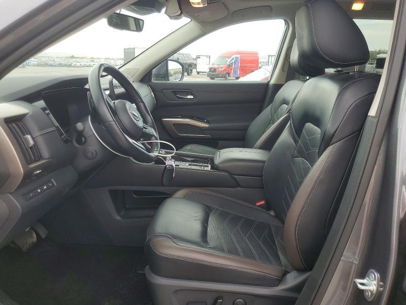 2023 NISSAN PATHFINDER PLATINUM — Фото 7 из 13