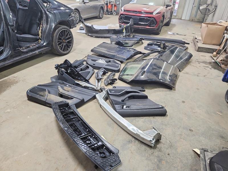 WP0AJ2A74PL103200 2023 PORSCHE PANAMERA photo no. 12
