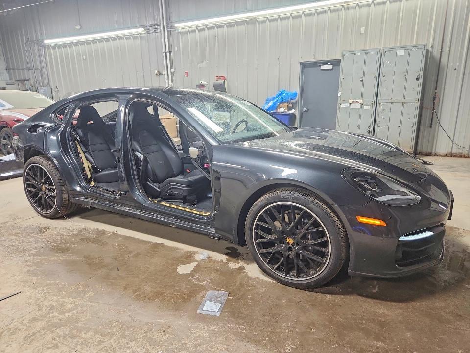WP0AJ2A74PL103200 2023 PORSCHE PANAMERA photo no. 4