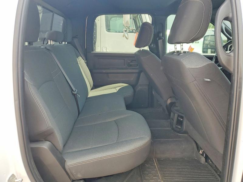 2023 RAM 3500 TRADESMAN — Фото 10 из 12