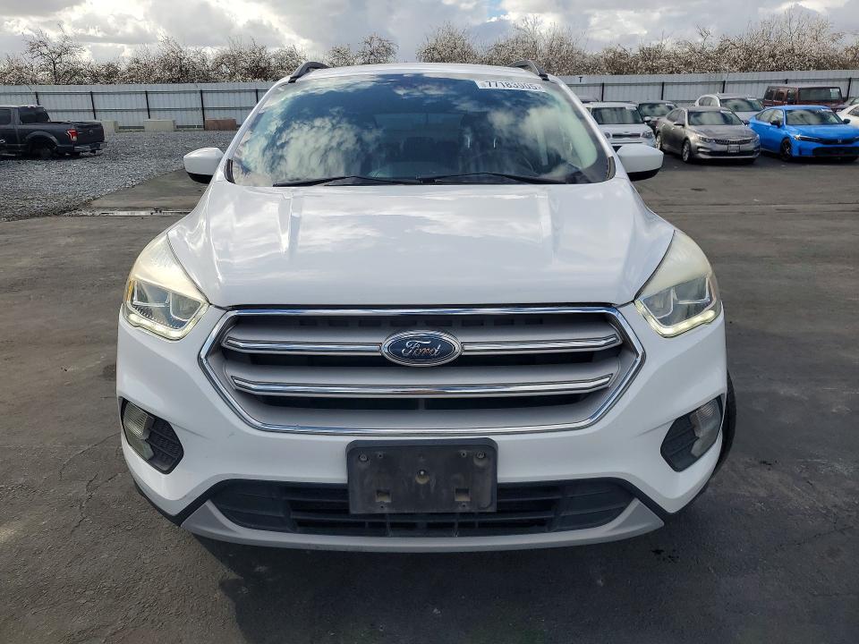 2018 FORD ESCAPE SEL — Фото 5 из 13