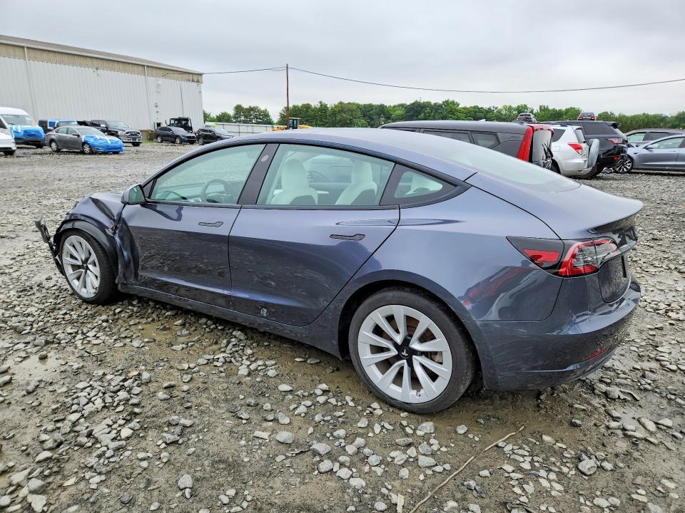 2023 TESLA MODEL 3 — Фото 2 из 12
