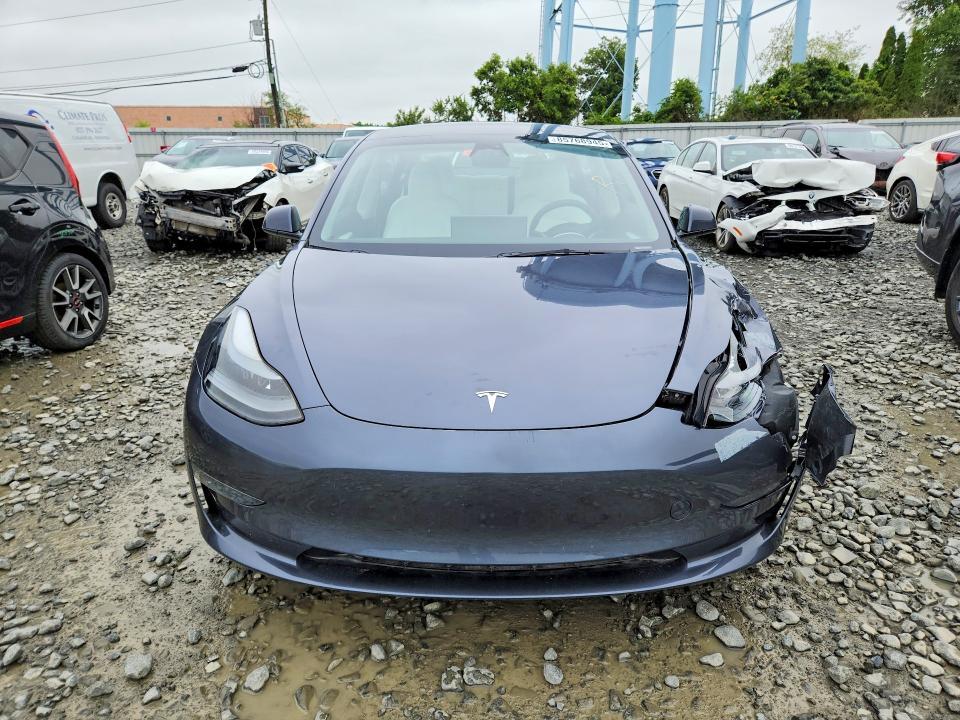 2023 TESLA MODEL 3 — Фото 5 из 12
