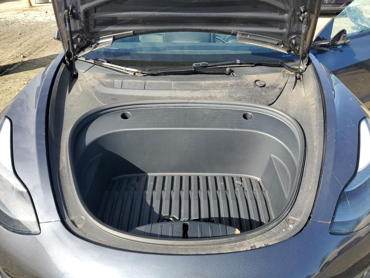 2023 TESLA MODEL 3 — Фото 11 из 12