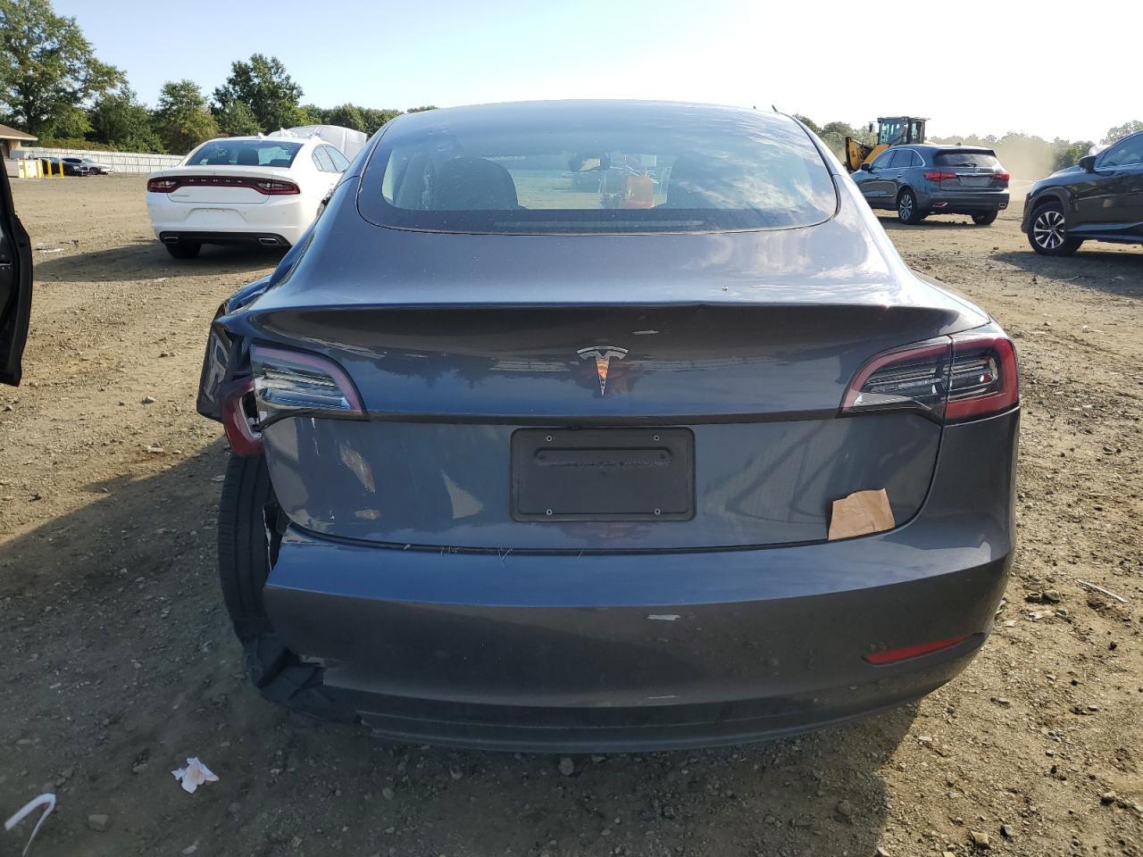 2023 TESLA MODEL 3 — Фото 6 из 12