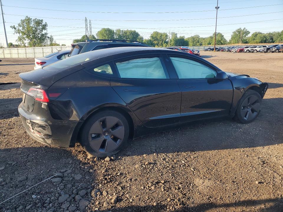 2023 TESLA MODEL 3 — Фото 3 из 12
