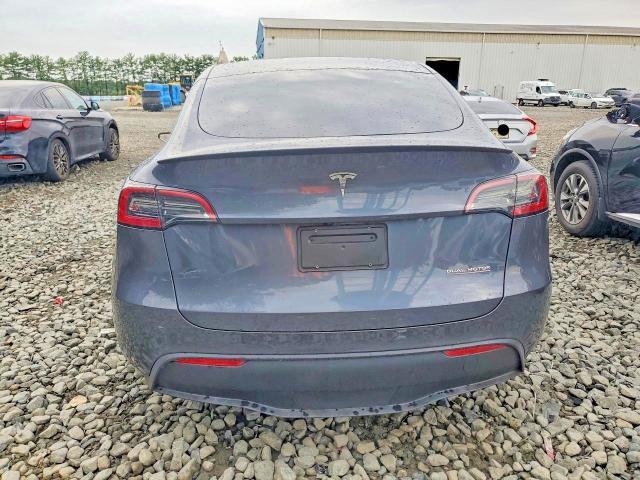 2023 TESLA MODEL Y — Фото 6 из 12