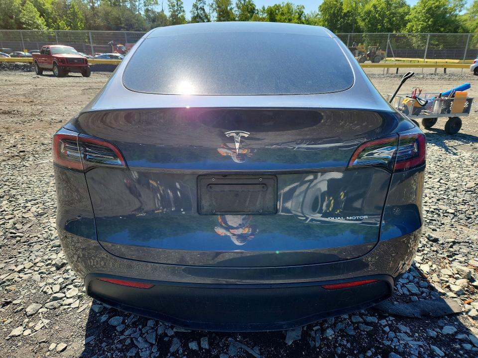 2023 TESLA MODEL Y — Фото 6 из 13
