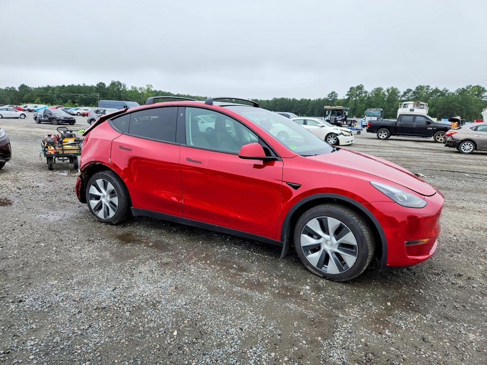 2023 TESLA MODEL Y — Фото 4 из 13