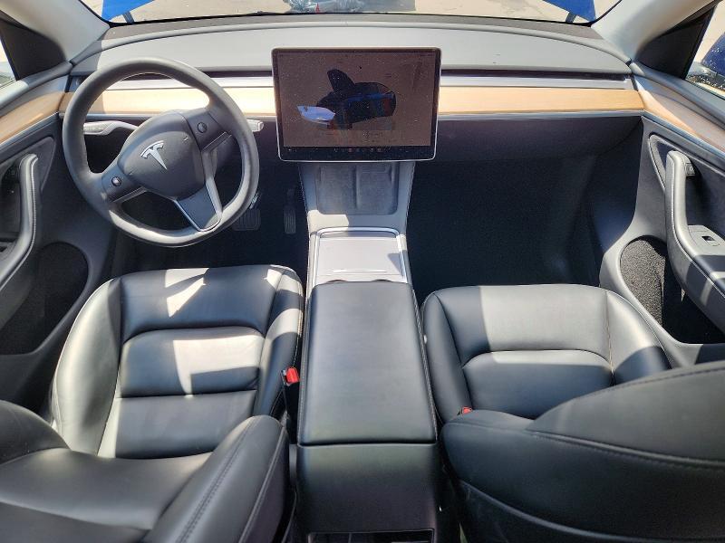 2023 TESLA MODEL Y — Фото 8 из 12