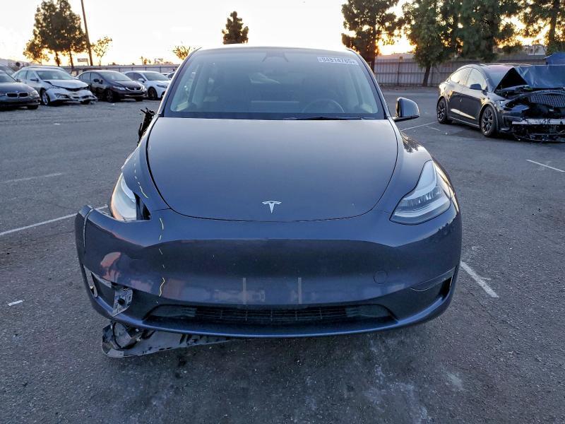 2023 TESLA MODEL Y — Фото 5 из 13