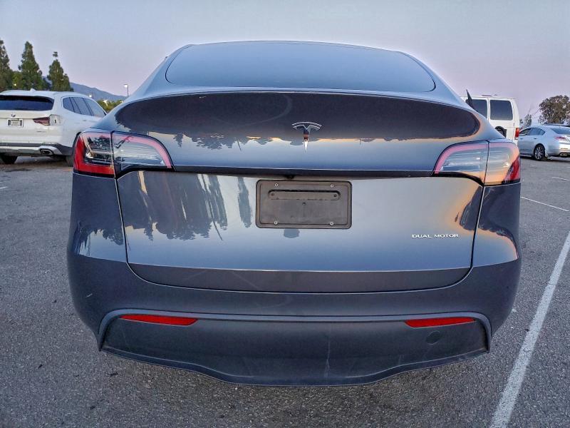 2023 TESLA MODEL Y — Фото 6 из 13