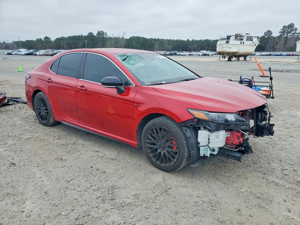 2023 TOYOTA CAMRY SE — Фото 4 из 13