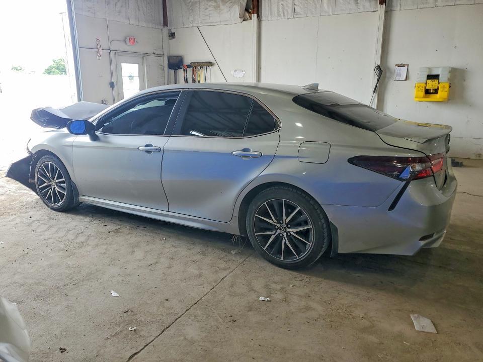 2023 TOYOTA CAMRY SE — Фото 2 из 12