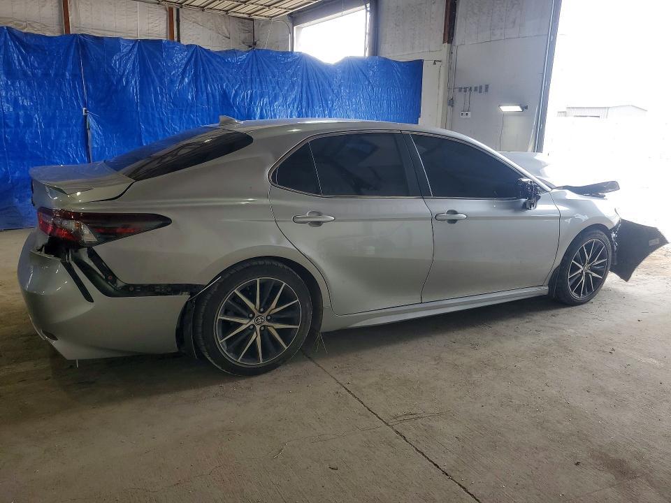2023 TOYOTA CAMRY SE — Фото 3 из 12