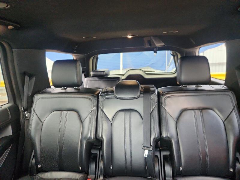 1FMJU2AT8JEA19179 2018 FORD EXPEDITION photo no. 10