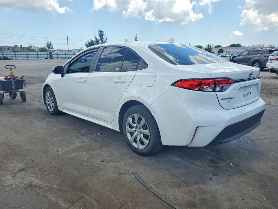 2023 TOYOTA COROLLA LE — Фото 2 из 12