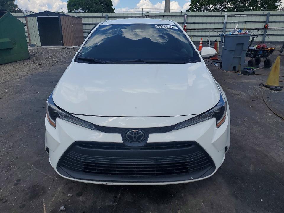 2023 TOYOTA COROLLA LE — Фото 5 из 12