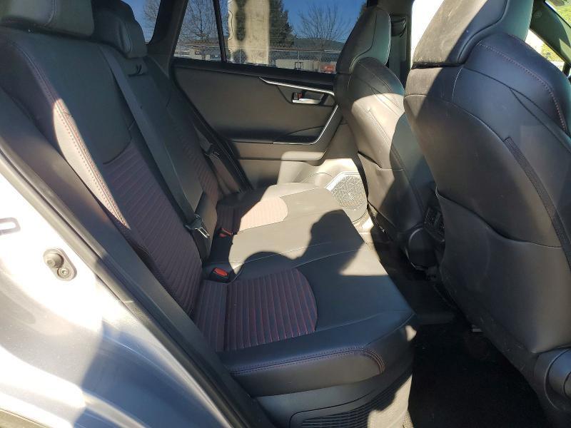 2023 TOYOTA RAV4 PRIME XSE — Фото 11 из 13