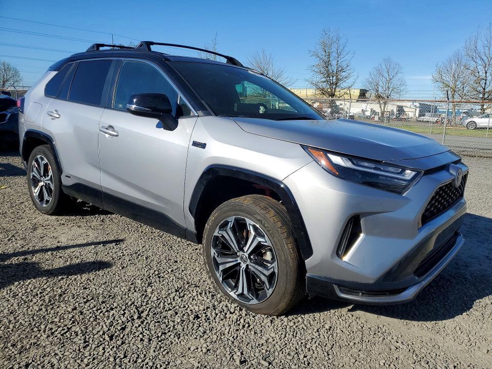 2023 TOYOTA RAV4 PRIME XSE — Фото 4 из 13