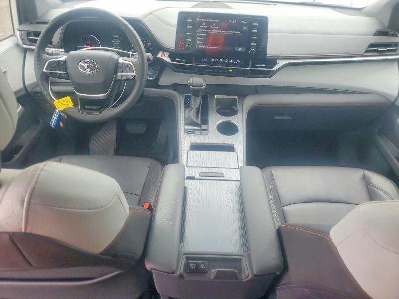 2023 TOYOTA SIENNA XSE 7-PASSENGER — Фото 8 из 13