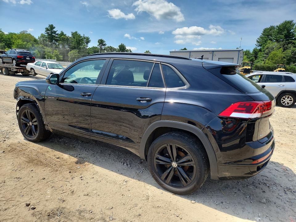 2023 VOLKSWAGEN ATLAS CROSS SPORT SEL R-LINE — Фото 2 из 13