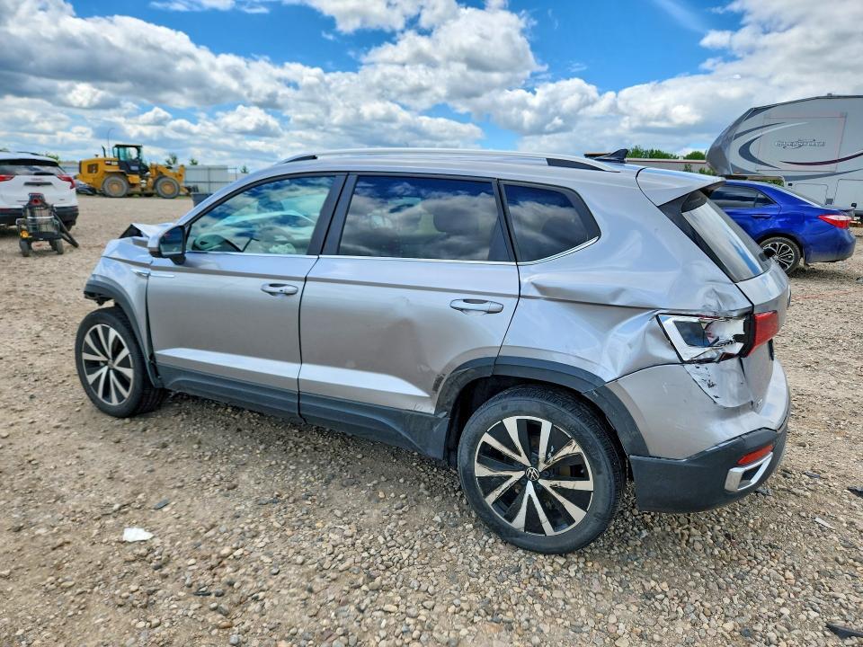 2023 VOLKSWAGEN TAOS SE — Фото 2 из 14