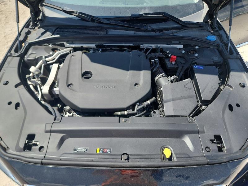 2023 VOLVO S90 PLUS — Фото 11 из 12