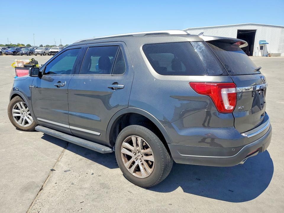 2018 FORD EXPLORER XLT — Фото 2 из 13