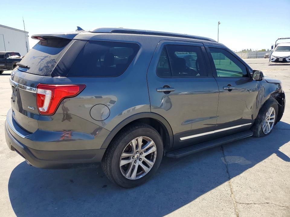 2018 FORD EXPLORER XLT — Фото 3 из 13
