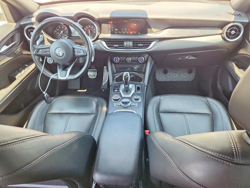 2022 ALFA ROMEO STELVIO — Фото 8 из 13