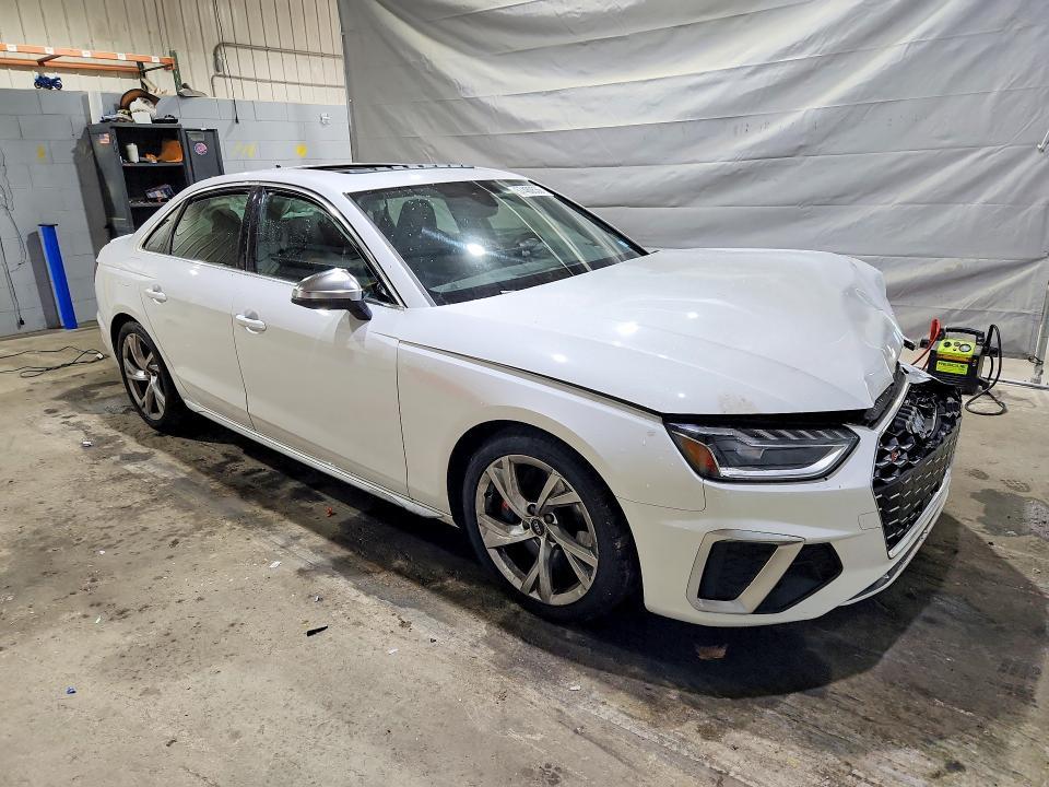 2022 AUDI S4 PREMIUM PLUS — Фото 4 из 12