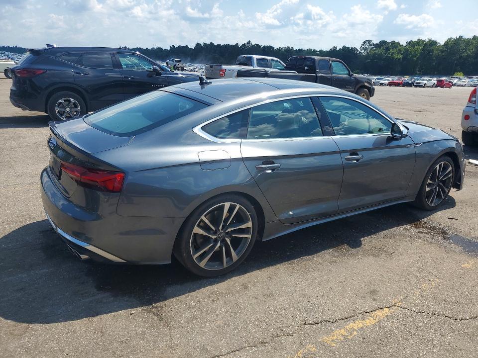 WAUA4CF56NA033225 2022 AUDI S5 photo no. 3