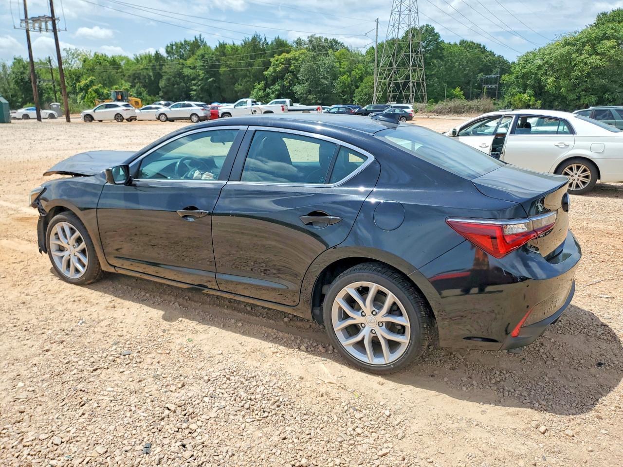 2020 ACURA ILX — Фото 2 из 12