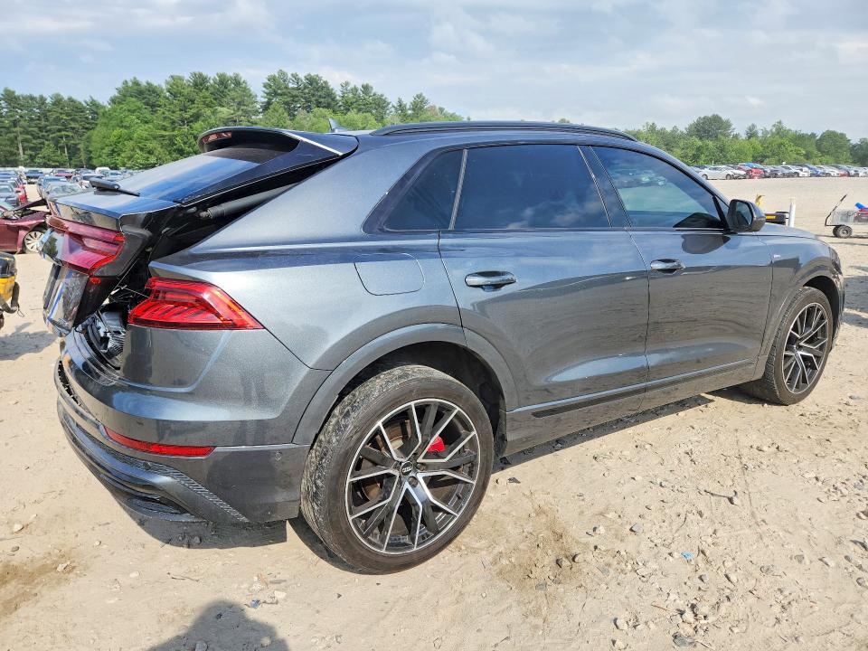 WA1FVAF15KD036712 2019 AUDI Q8 photo no. 3