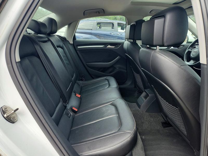 2015 AUDI A3 PREMIUM — Фото 10 из 12