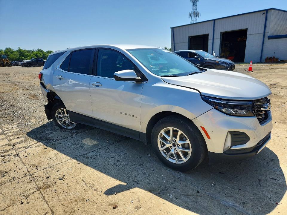 2022 CHEVROLET EQUINOX LT — Фото 4 из 13