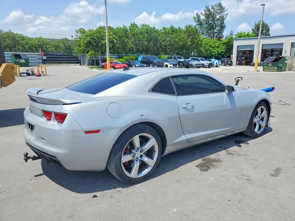 2010 CHEVROLET CAMARO SS — Фото 3 из 12