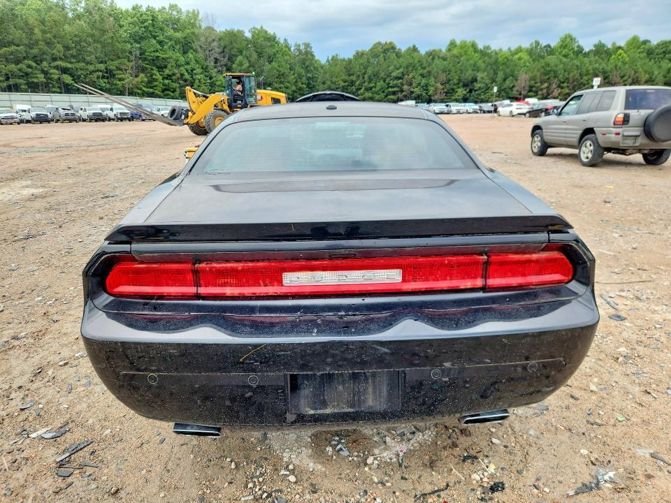 2014 DODGE CHALLENGER R/T — Фото 6 из 12