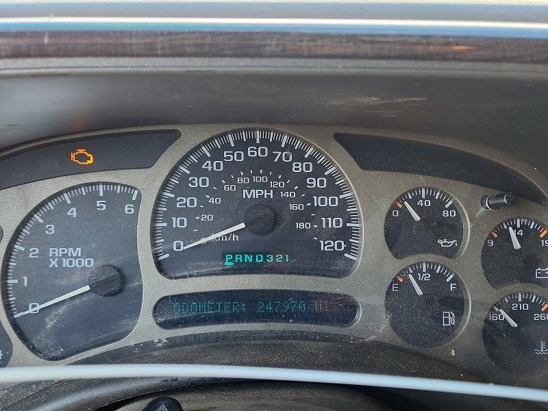 2005 GMC YUKON XL DENALI — Фото 9 из 13