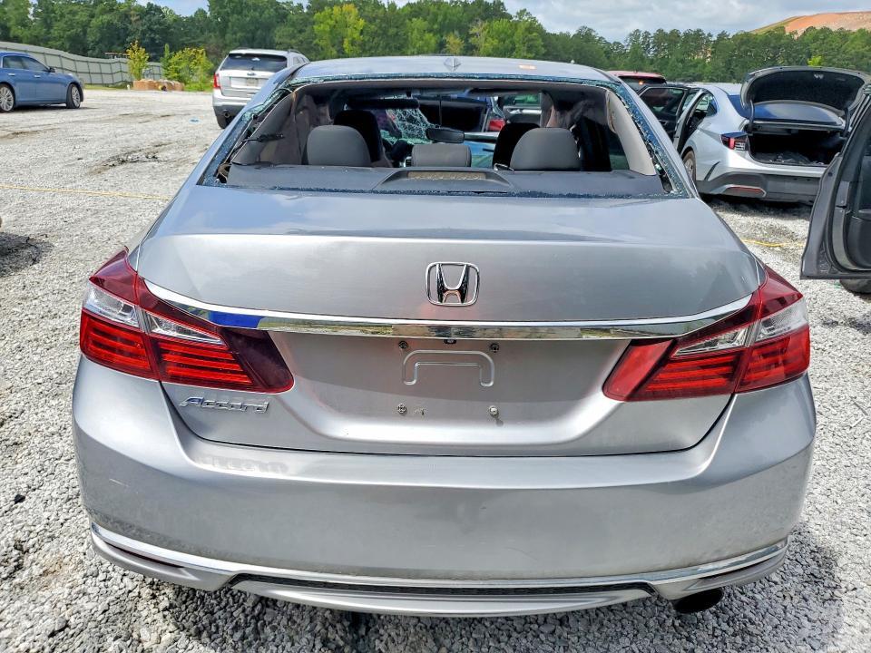 2017 HONDA ACCORD EXL — Фото 6 из 12