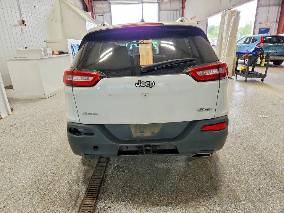 2018 JEEP CHEROKEE LATITUDE — Фото 6 из 13