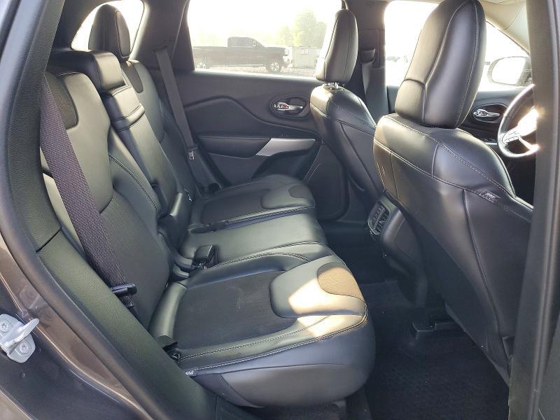 2018 JEEP CHEROKEE LATITUDE PLUS — Фото 11 из 13