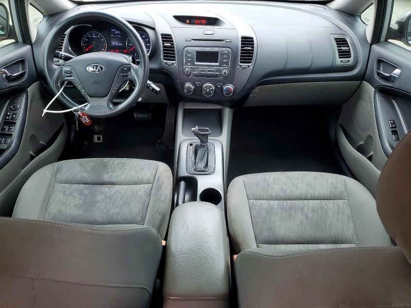 2015 KIA FORTE LX — Фото 8 из 12