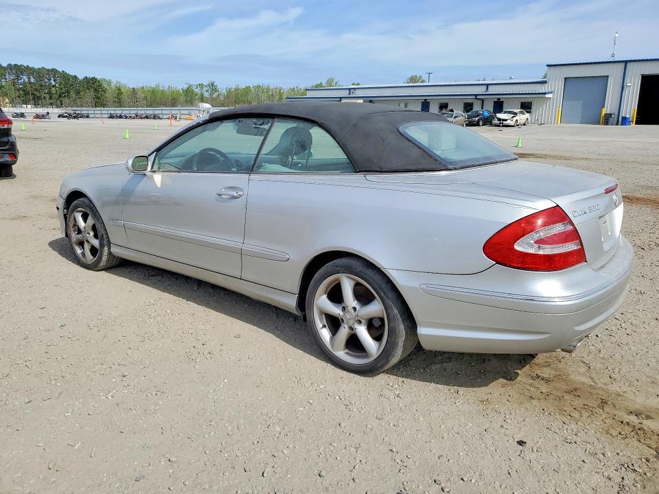2005 MERCEDES-BENZ CLK 320 — Фото 2 из 12
