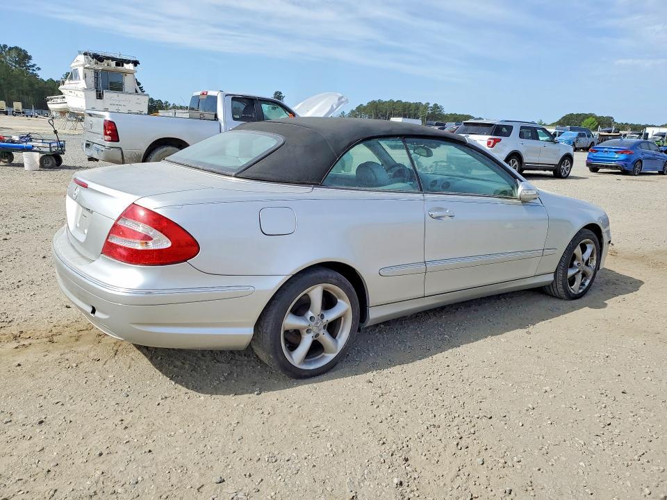 2005 MERCEDES-BENZ CLK 320 — Фото 3 из 12