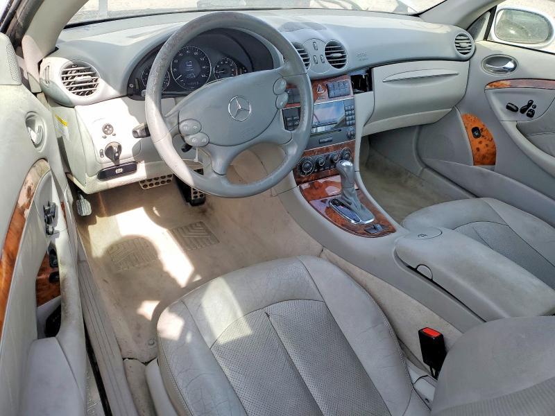 2005 MERCEDES-BENZ CLK 320 — Фото 8 из 12