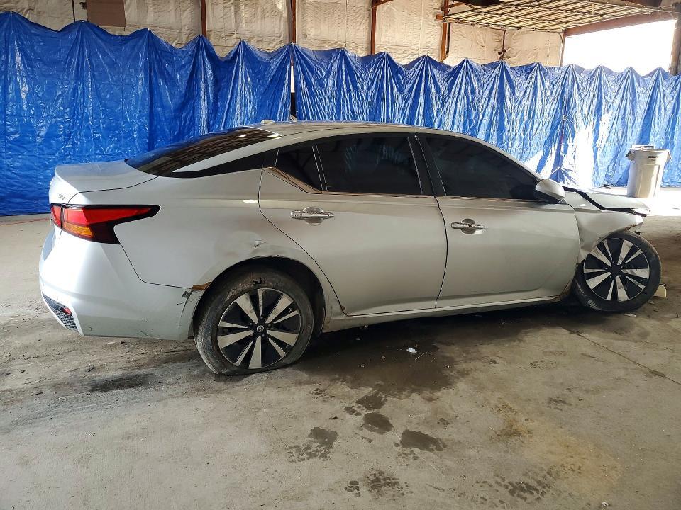 2022 NISSAN ALTIMA SV — Фото 3 из 12