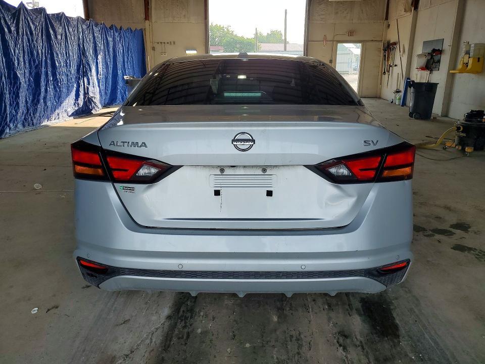 2022 NISSAN ALTIMA SV — Фото 6 из 12