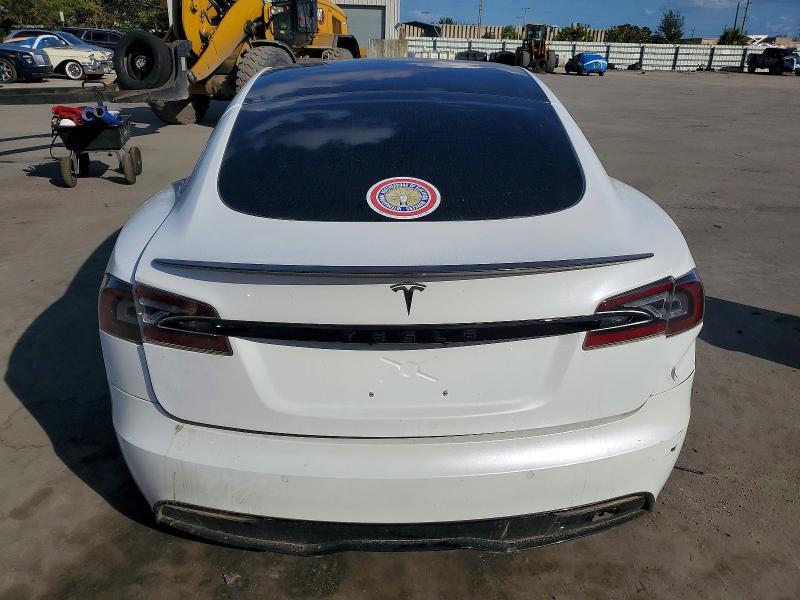 2021 TESLA MODEL S — Фото 6 из 13